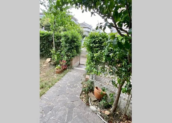 La Casa Del Salice דירה פרנקווילה אל מארה