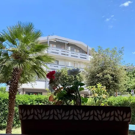 La Casa Del Salice
